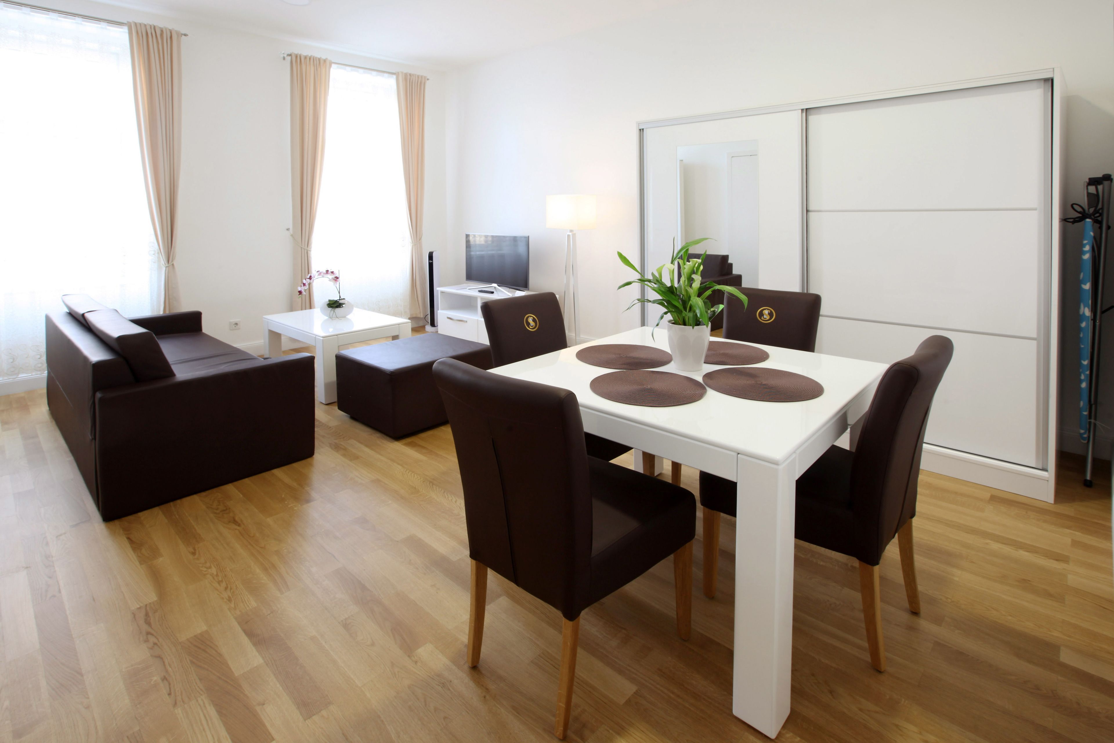 Steiner Residences - House Augarten