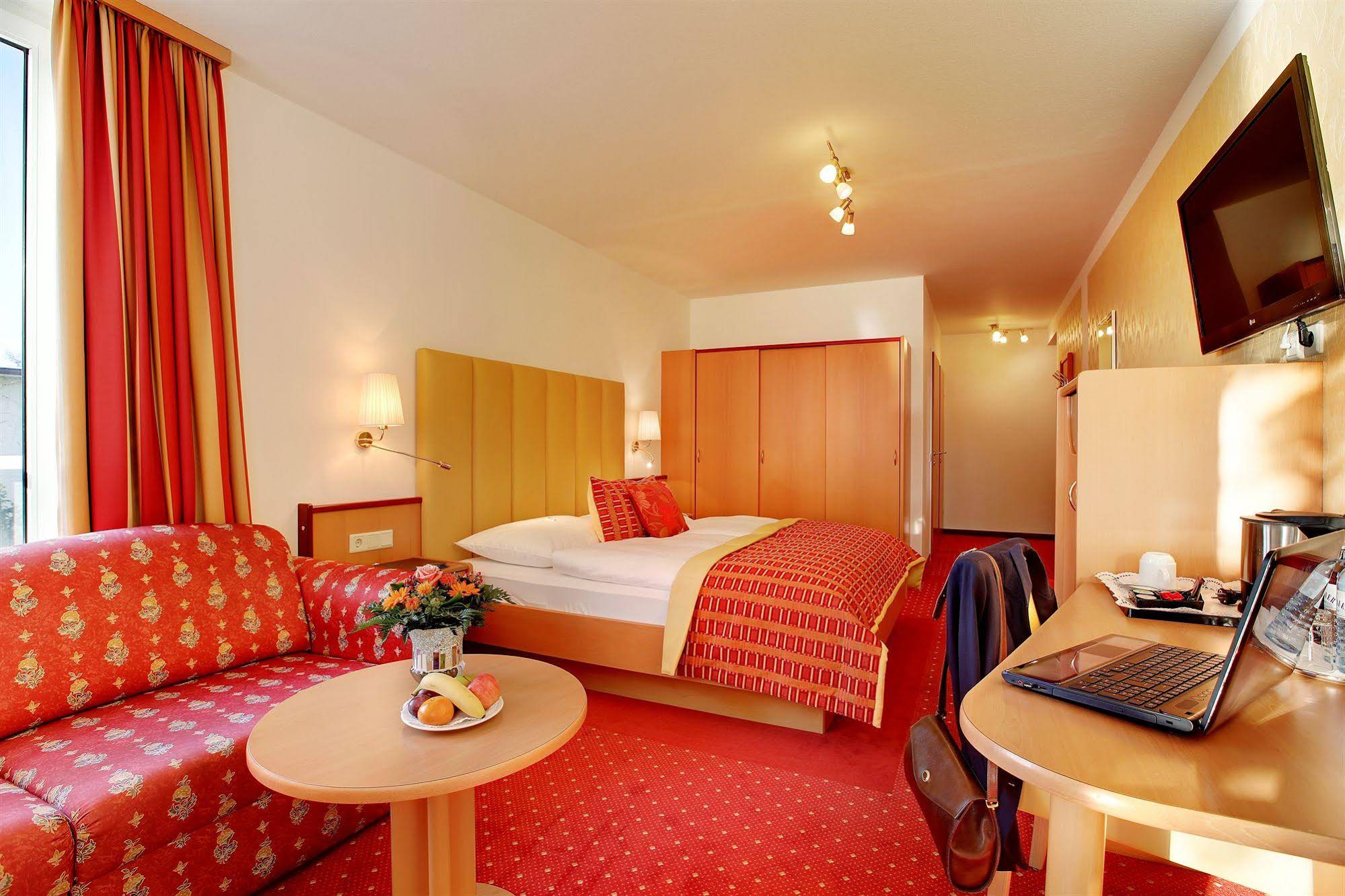 Strandhotel Alte Donau