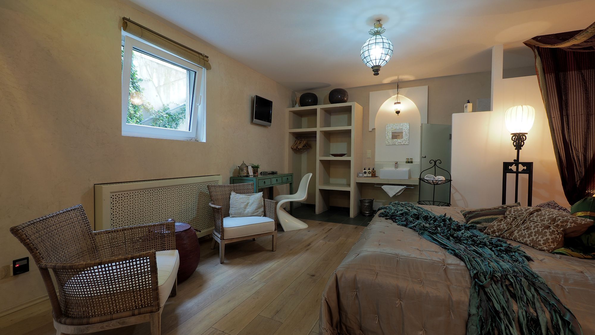 The Rooms B&B
