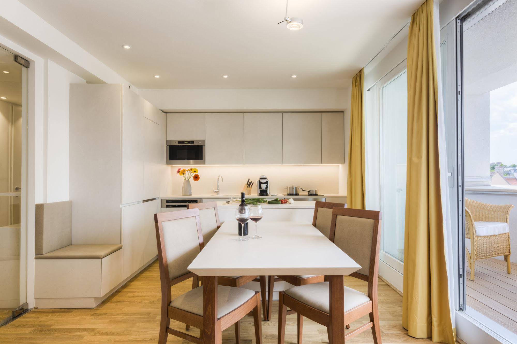 Vienna Grand Apartments
