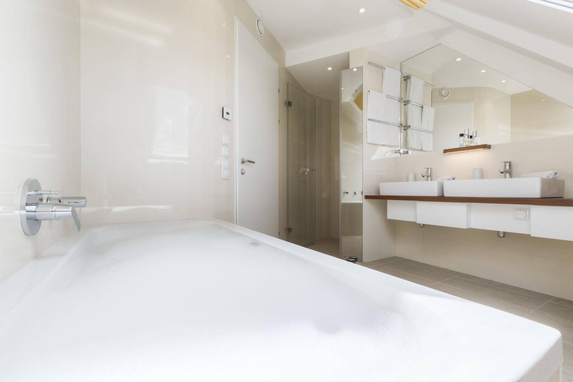 Vienna Grand Apartments