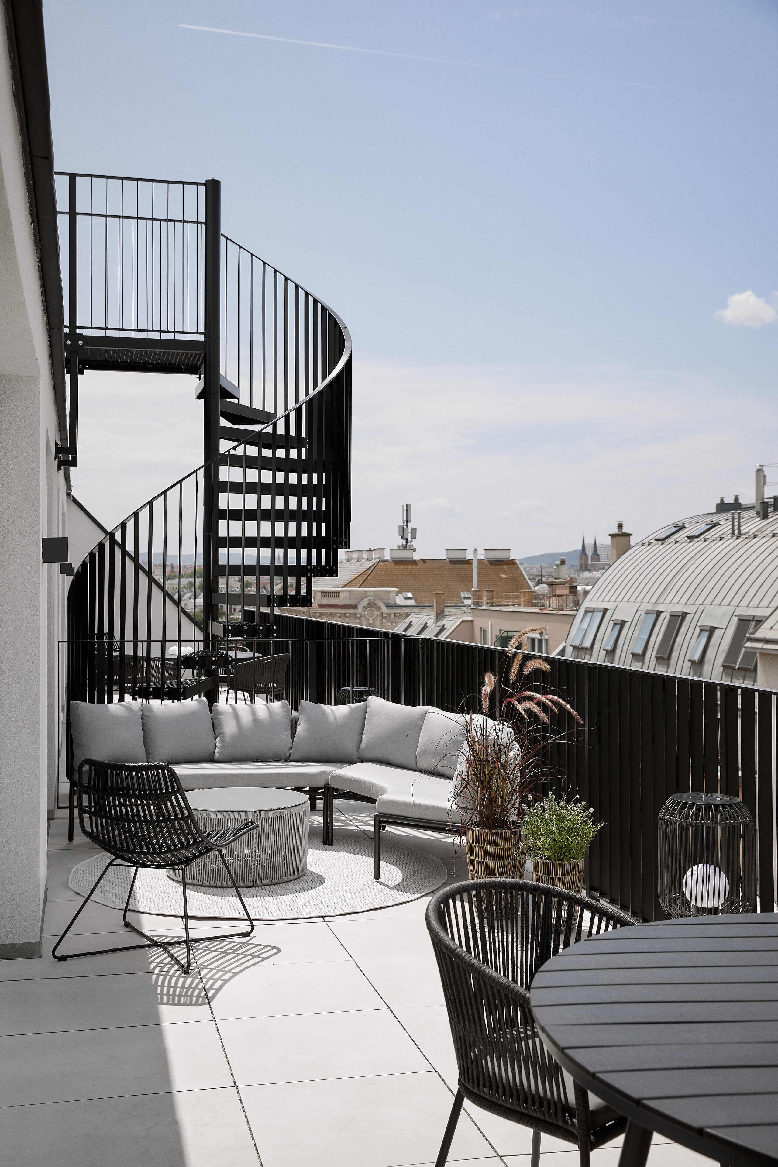Vienna Heights Premium Apartments