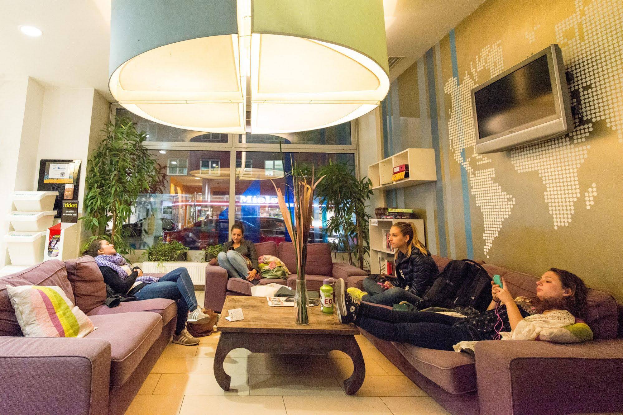 Wombat's City Hostel The Lounge