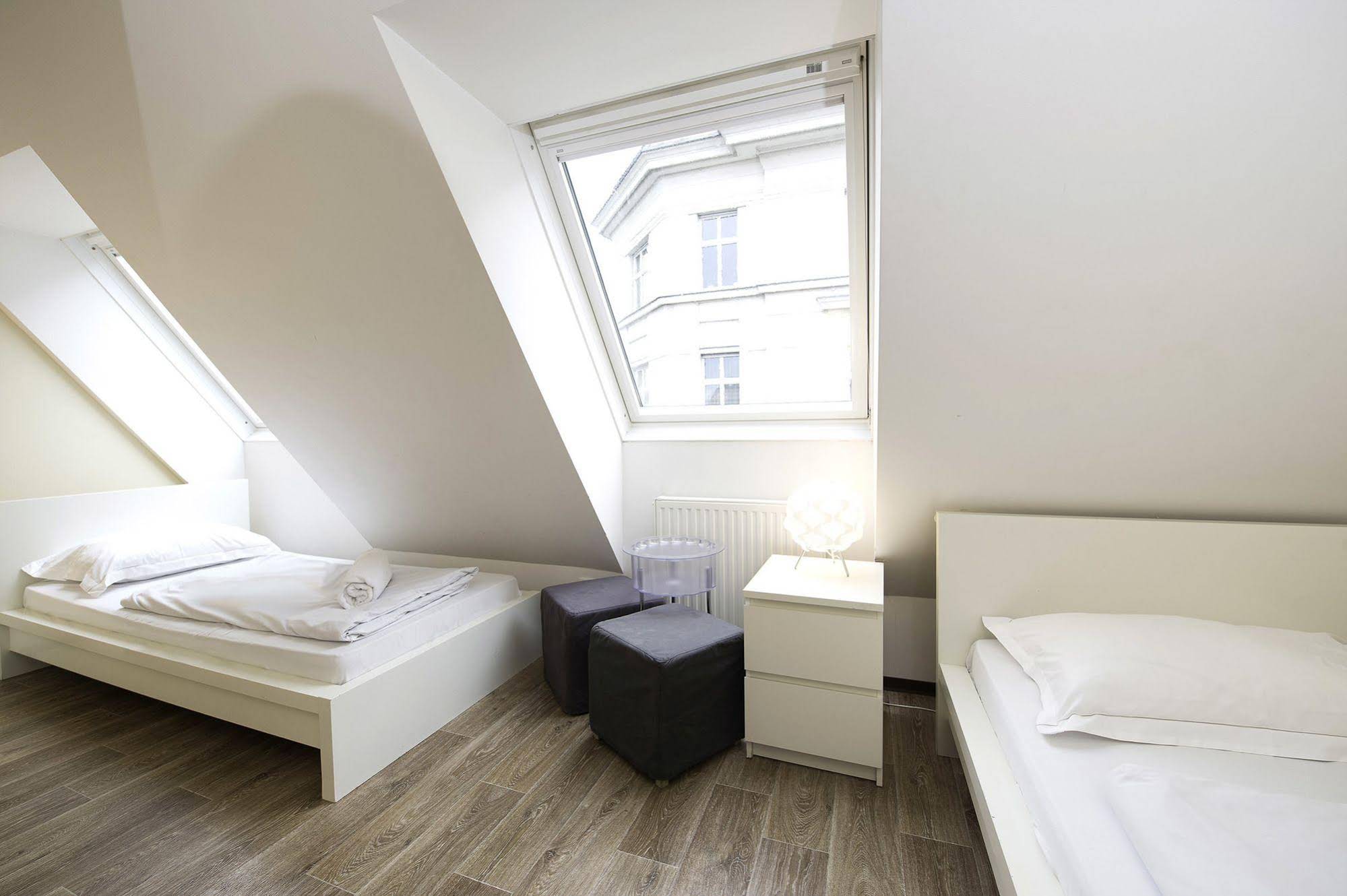 Wombats City Hostel - The Naschmarkt