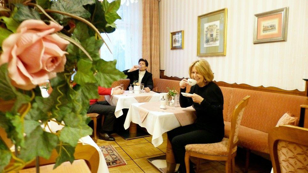 Zur Wiener Staatsoper