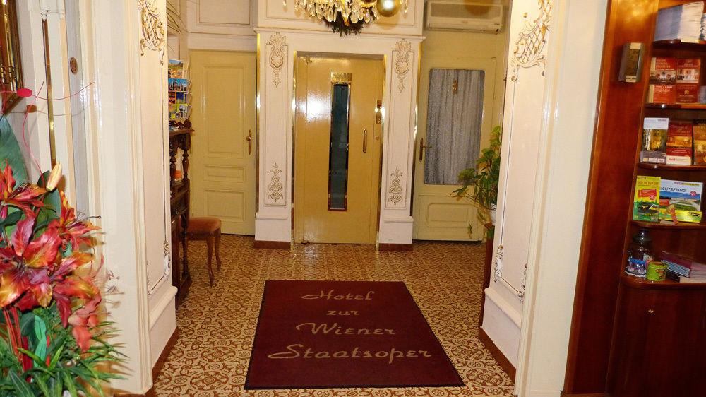 Zur Wiener Staatsoper