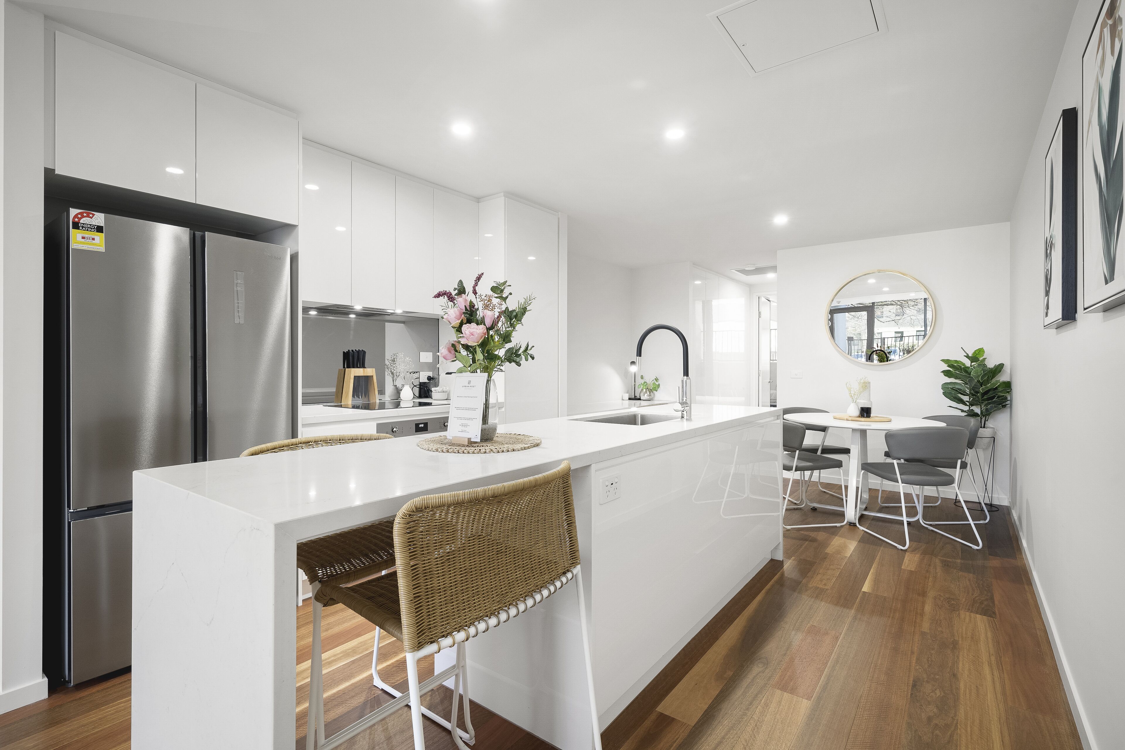 Urban Rest - Founders Lane Apartments