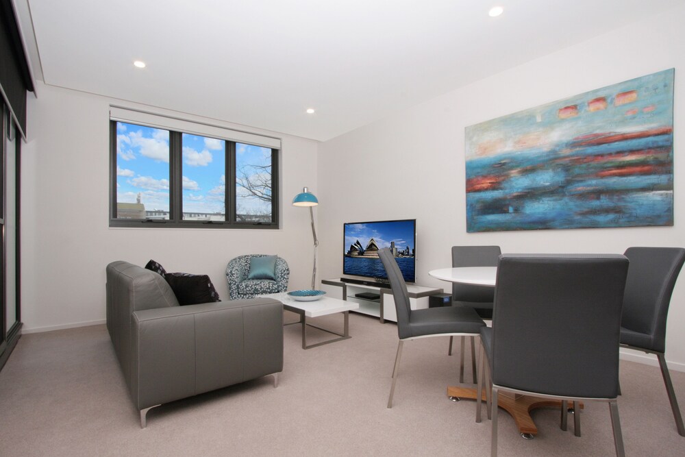 IQ Smart Apartments