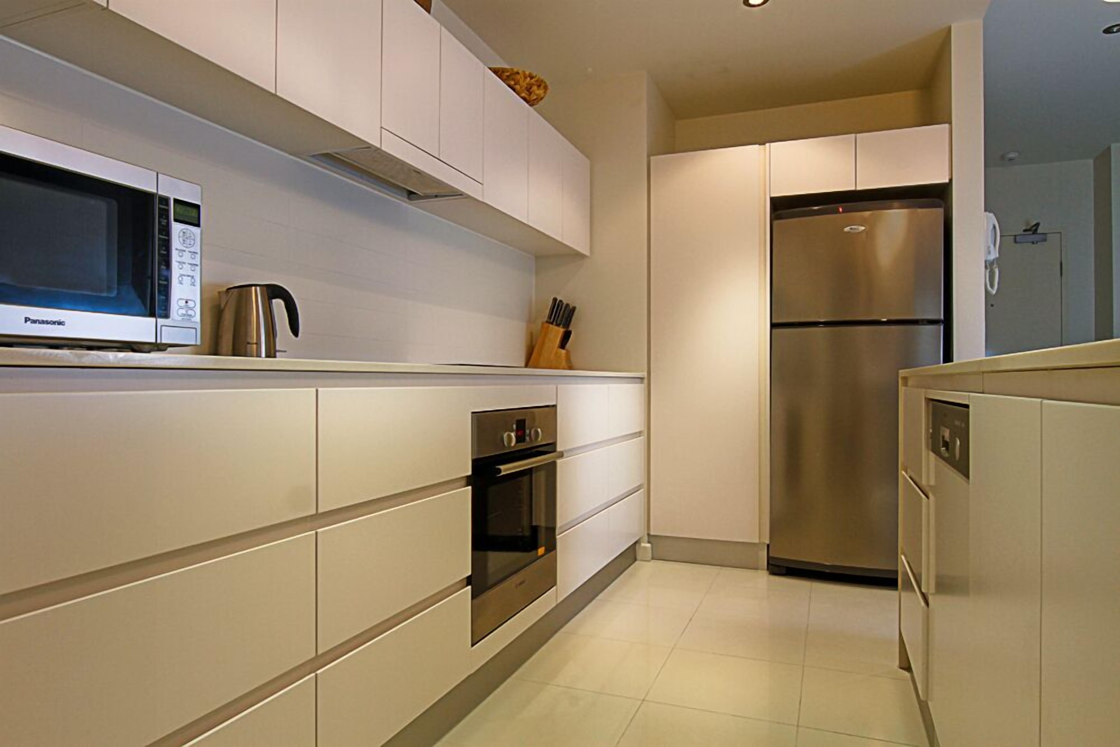 Accommodate Canberra-Trieste