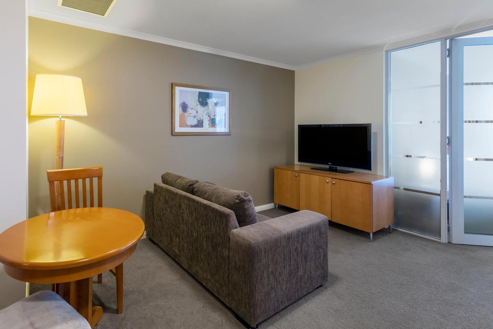 Nesuto Canberra Apartment Hotel