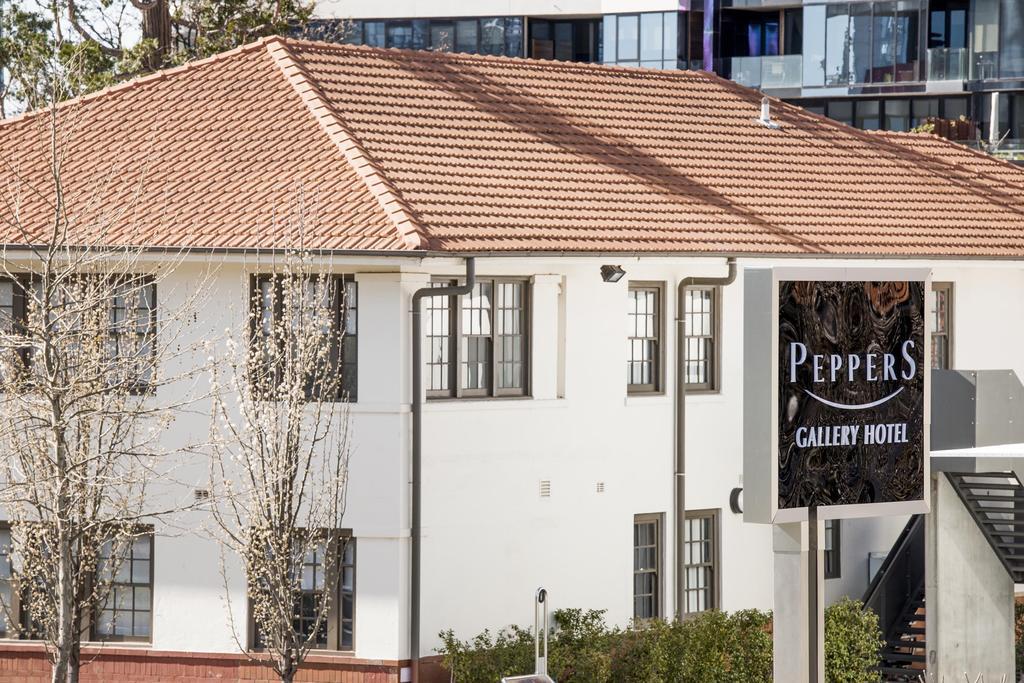 Peppers Gallery Hotel