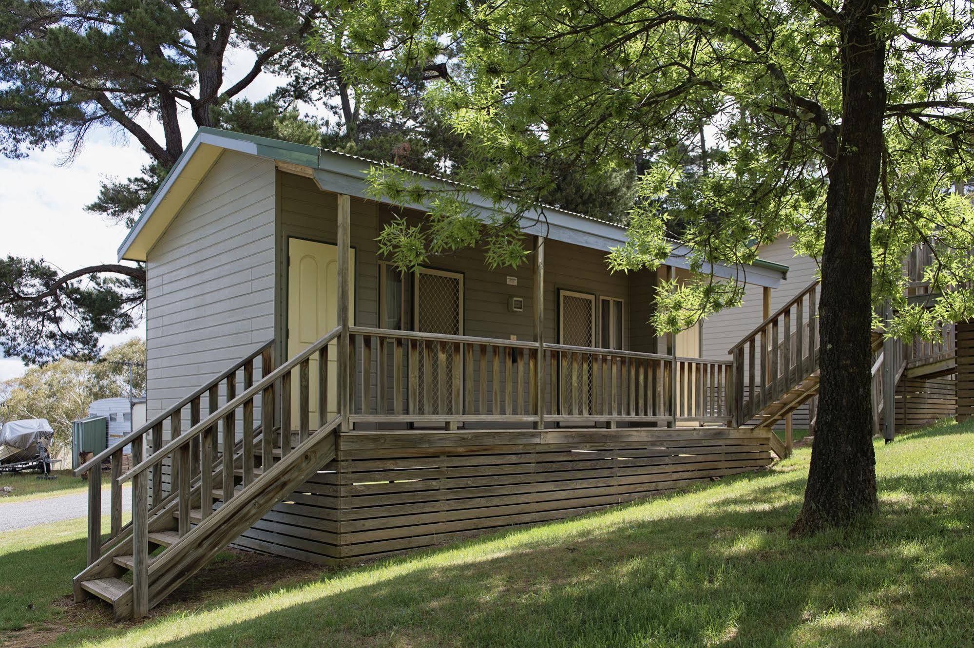 Rainbow Pines Tourist Caravan Park