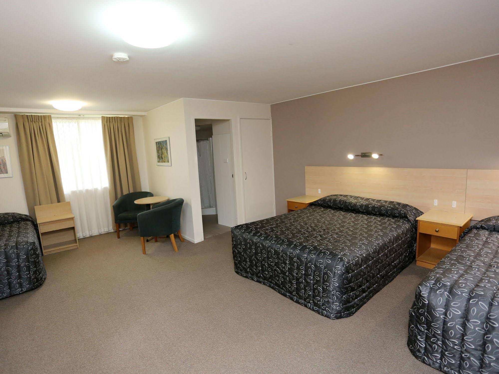 Cosmo Motel Adamstown