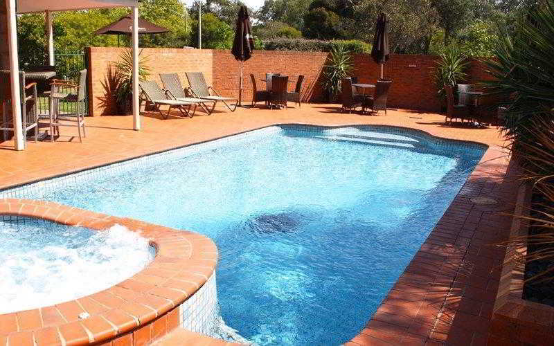 Best Western Plus Hovell Tree Inn