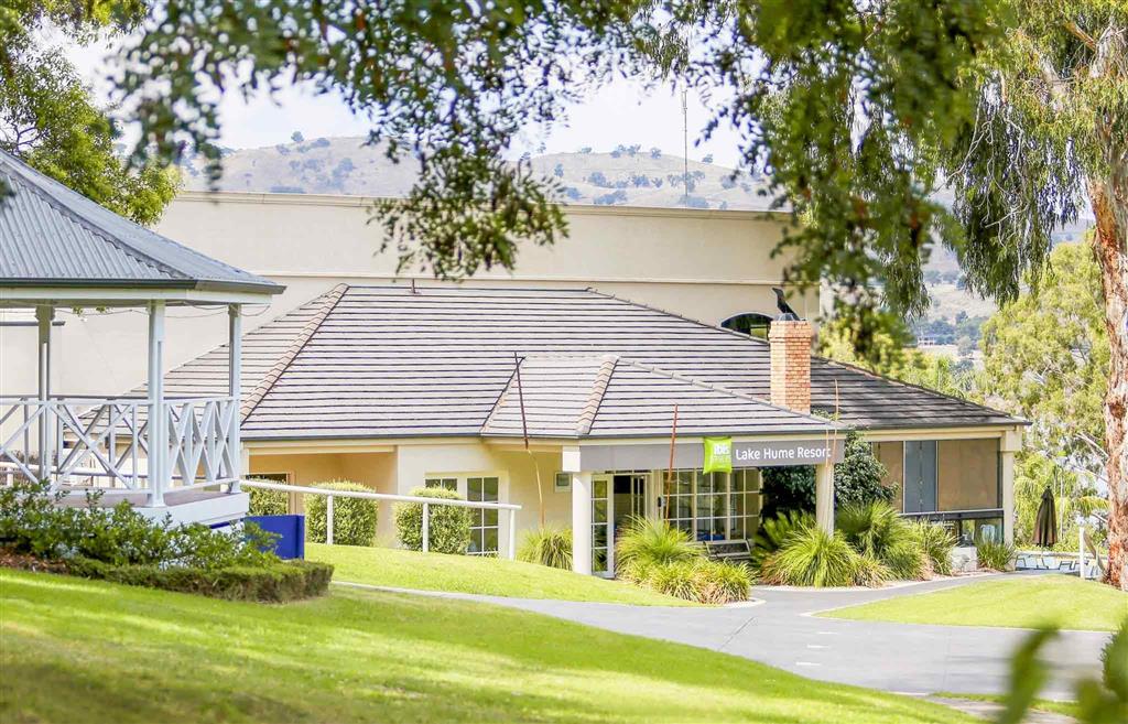 Lake Hume Resort