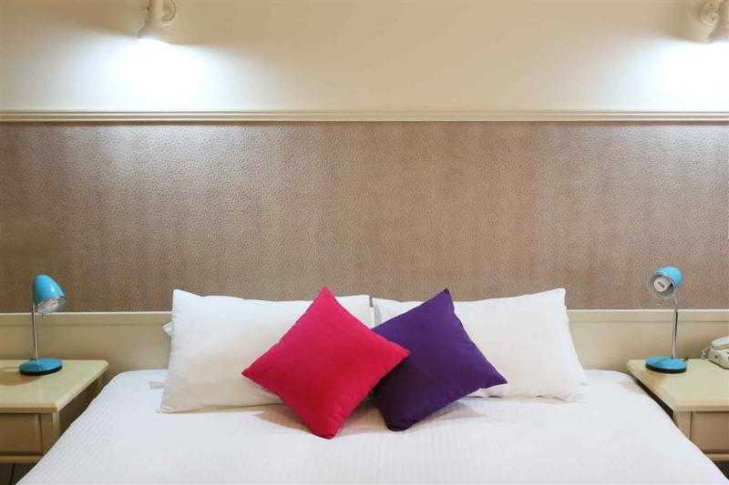 Lake Hume Resort