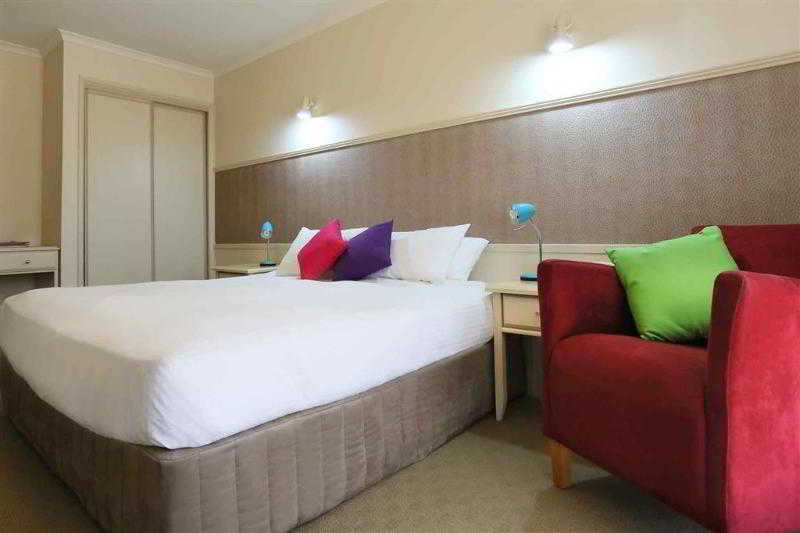 Lake Hume Resort