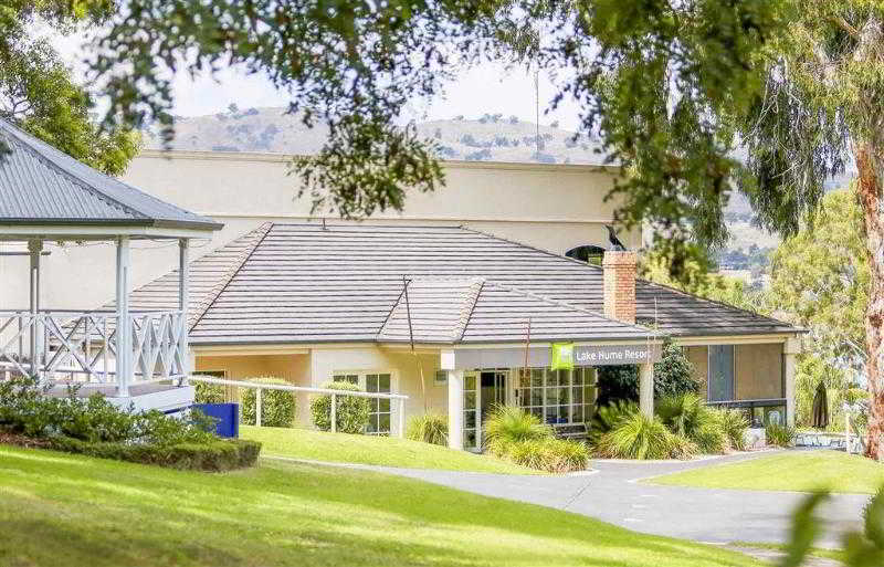 Lake Hume Resort