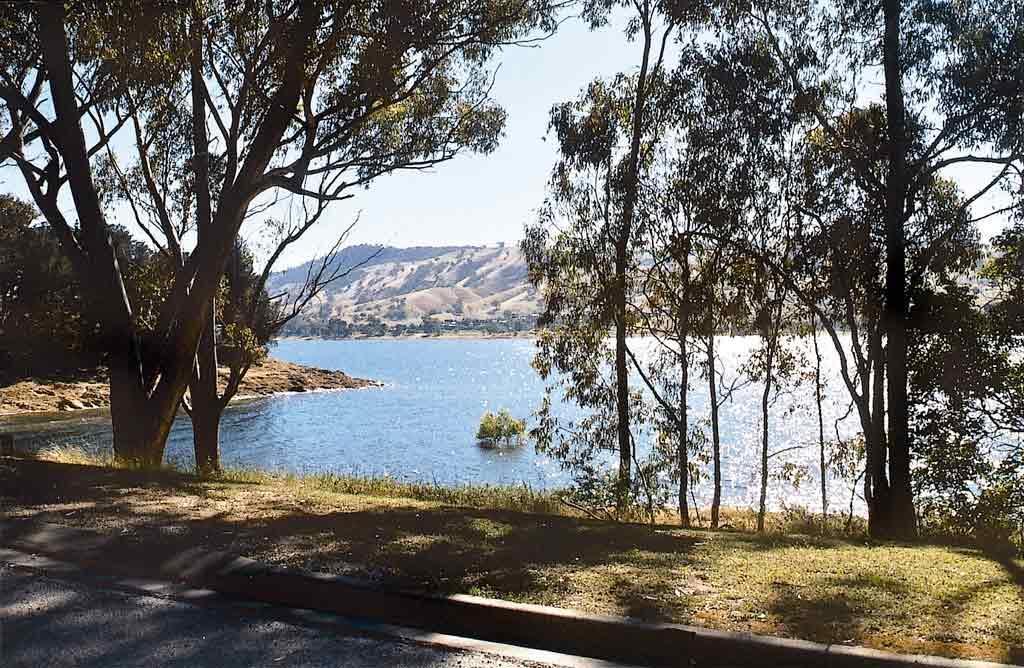 Lake Hume Resort