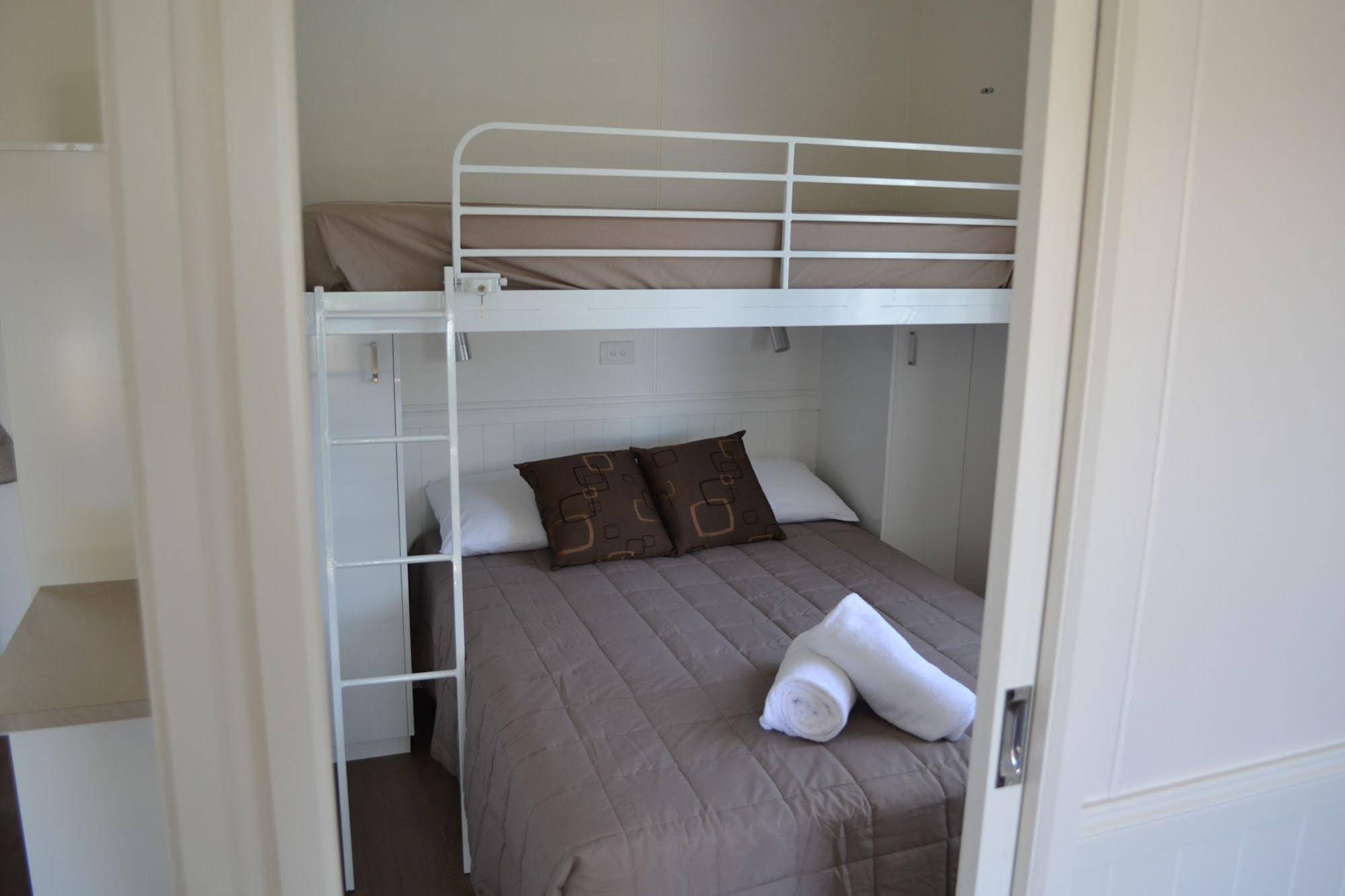 Lake Hume, New South Wales Holiday & Caravan Park