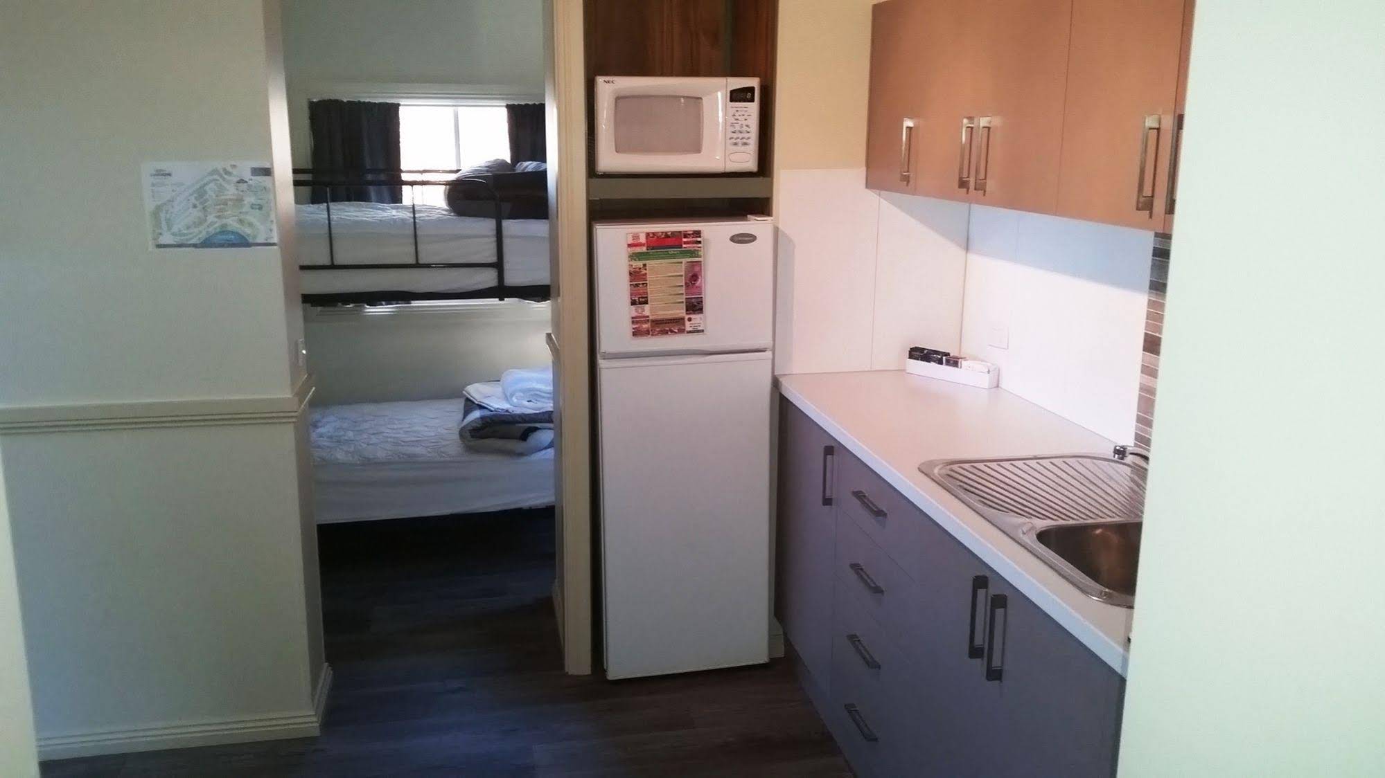 Lake Hume, New South Wales Holiday & Caravan Park