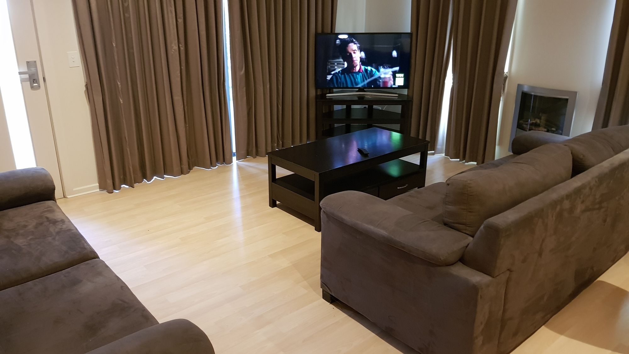 Lakeview Villa’s