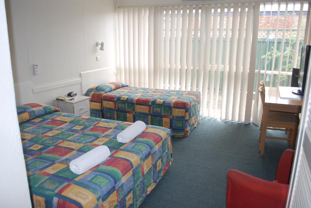 The Hume Inn Motel