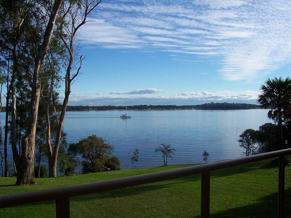 Anne's Waterfront Haven Bed & Breakfast