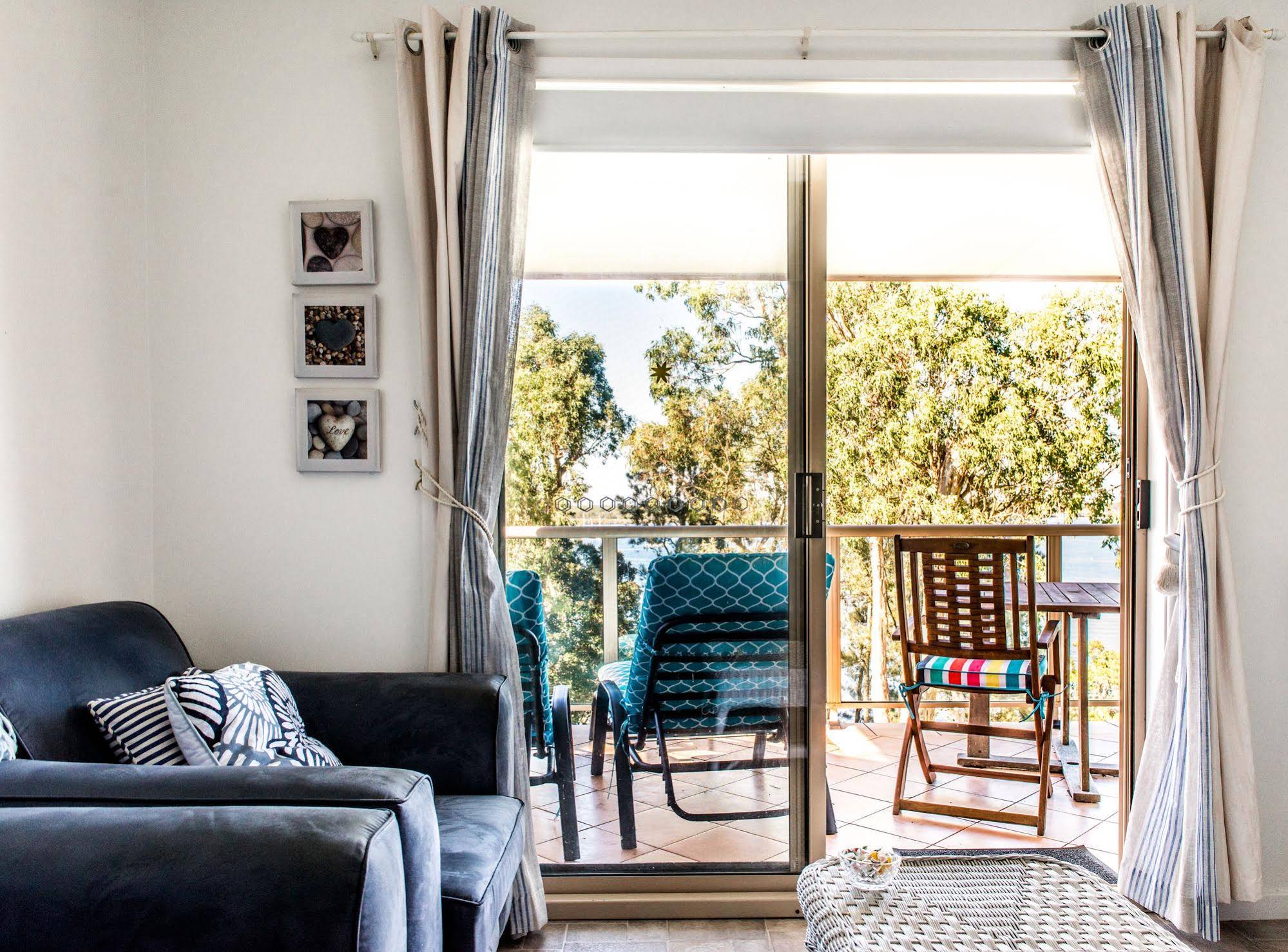 Anne's Waterfront Haven Bed & Breakfast