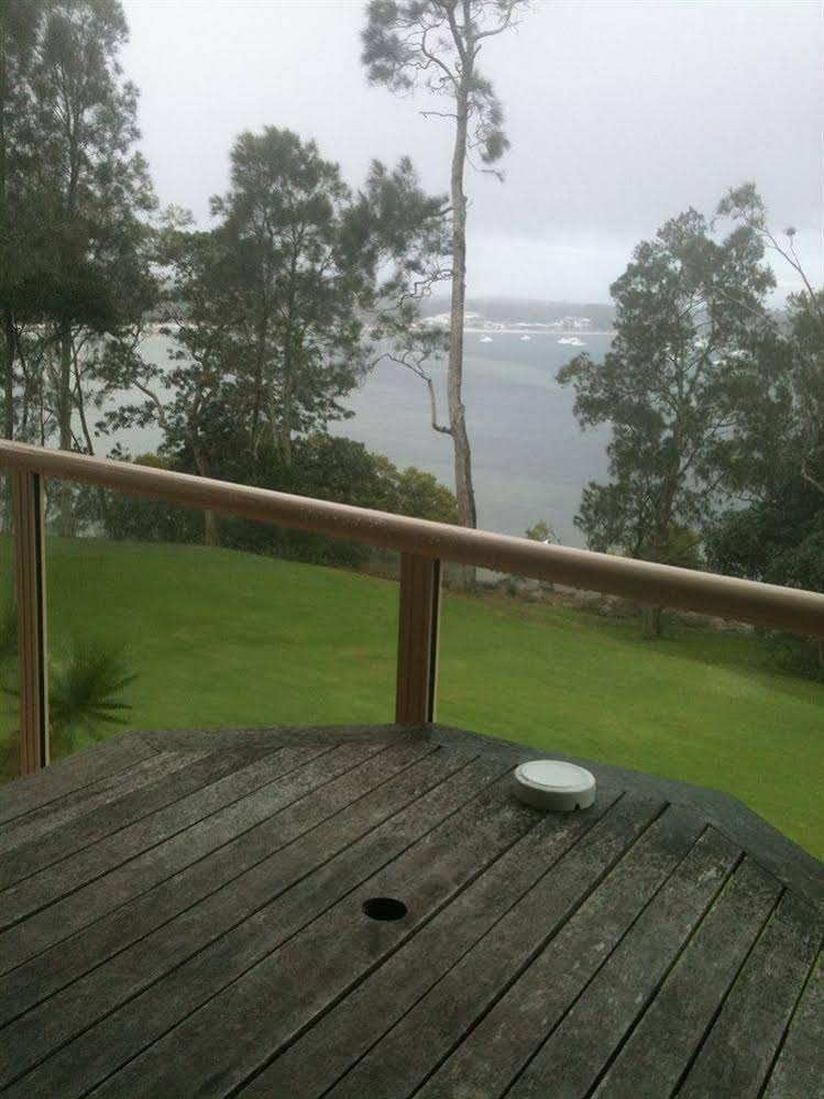 Anne's Waterfront Haven Bed & Breakfast