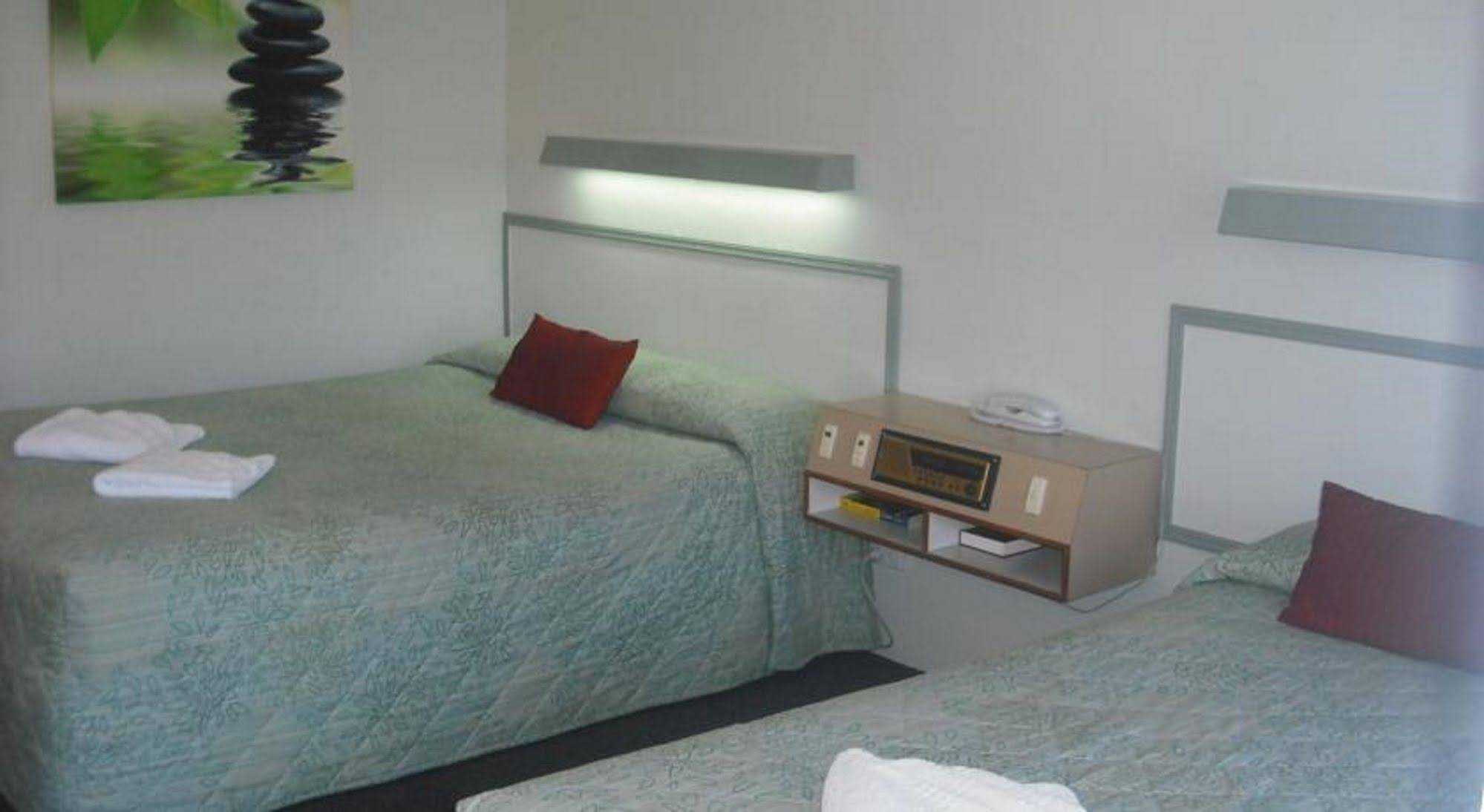 Alluna Motel