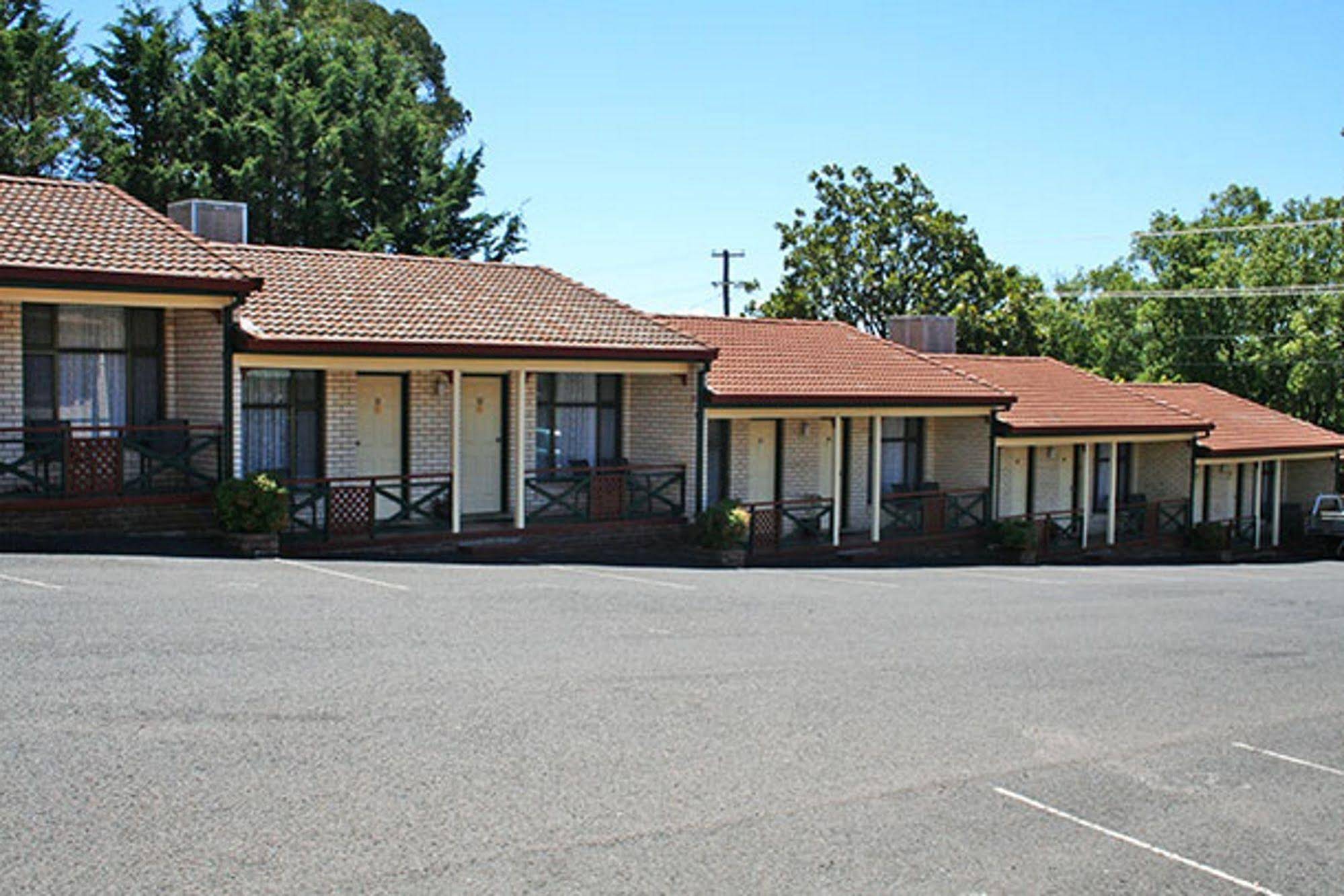 Alluna Motel