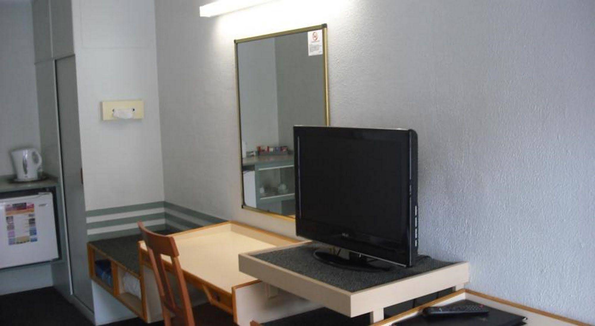 Alluna Motel