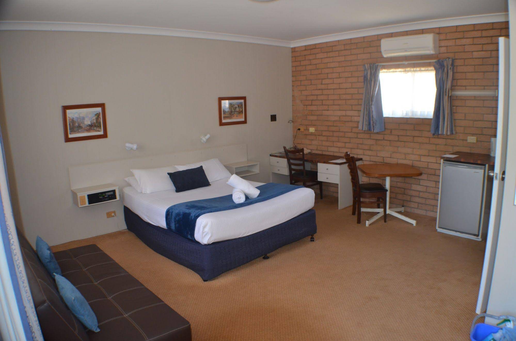 Deer Park Motor Inn & Restaurant Armidale