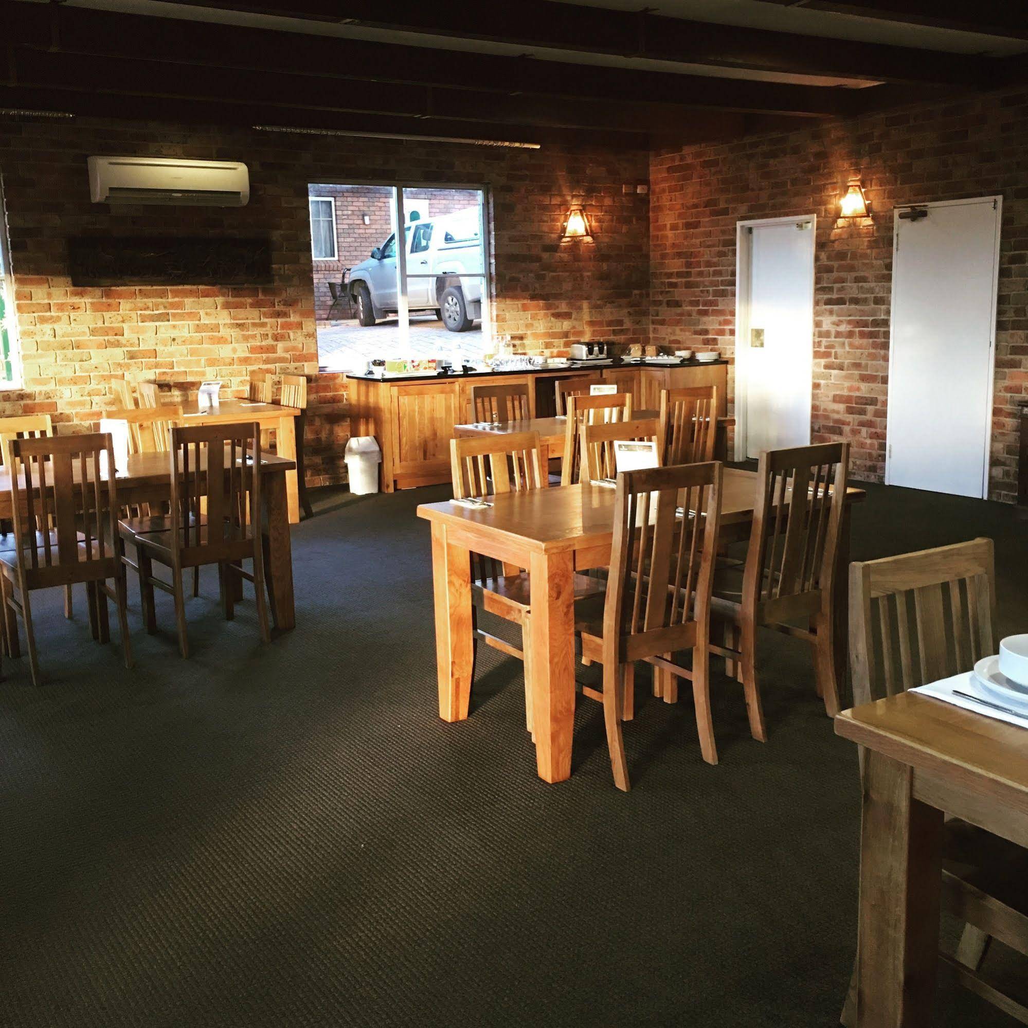 Deer Park Motor Inn & Restaurant Armidale