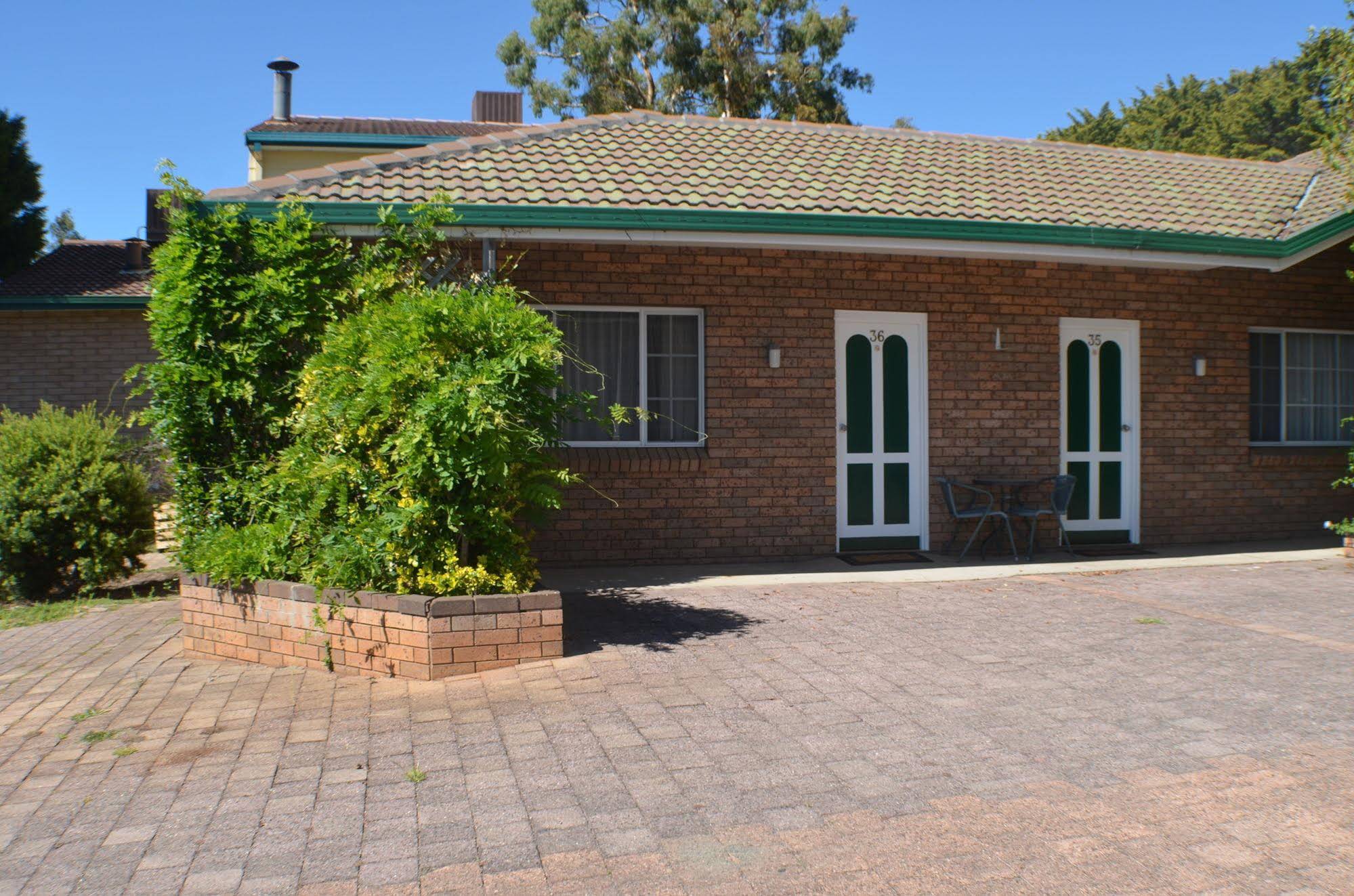 Deer Park Motor Inn & Restaurant Armidale