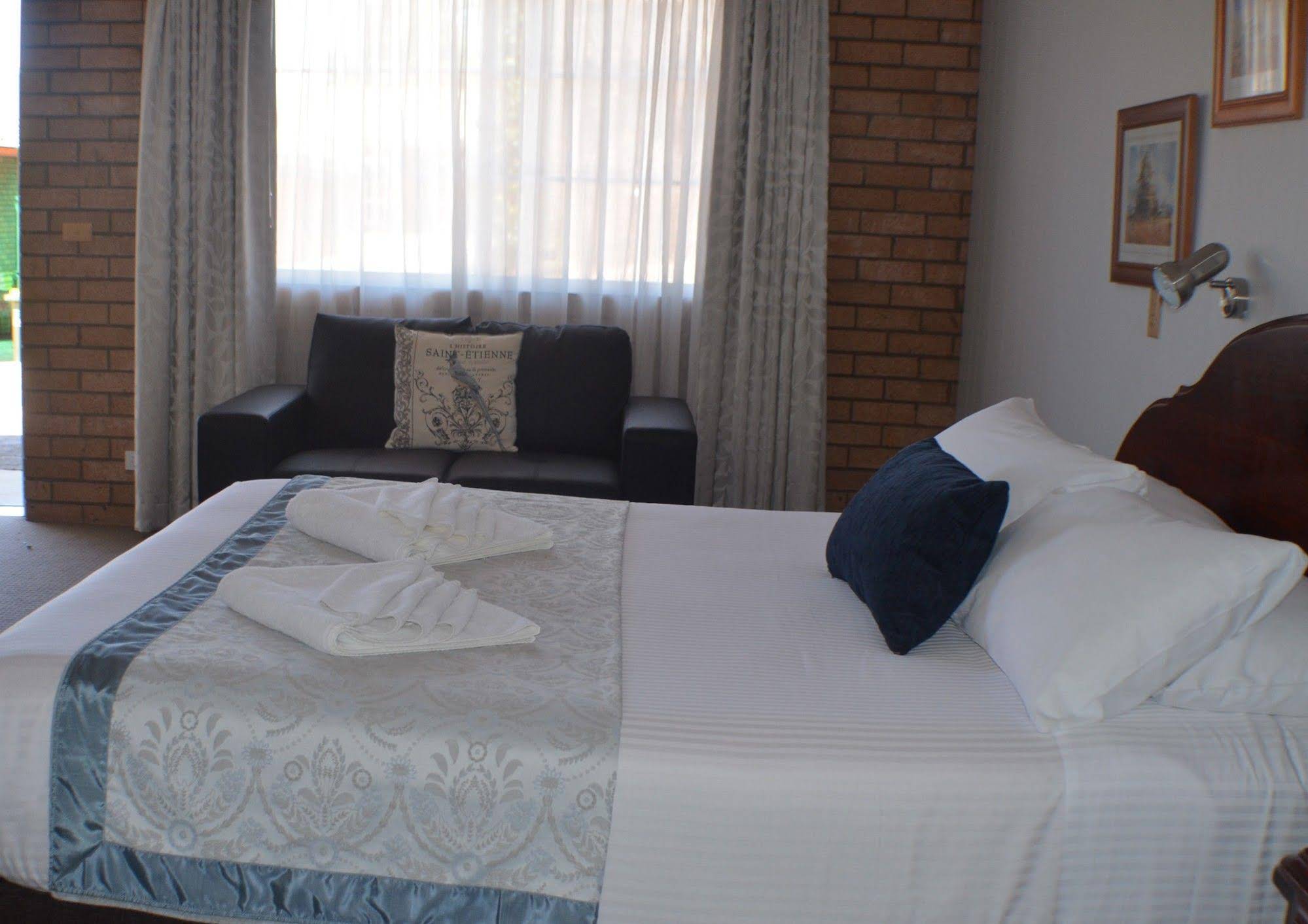 Deer Park Motor Inn & Restaurant Armidale