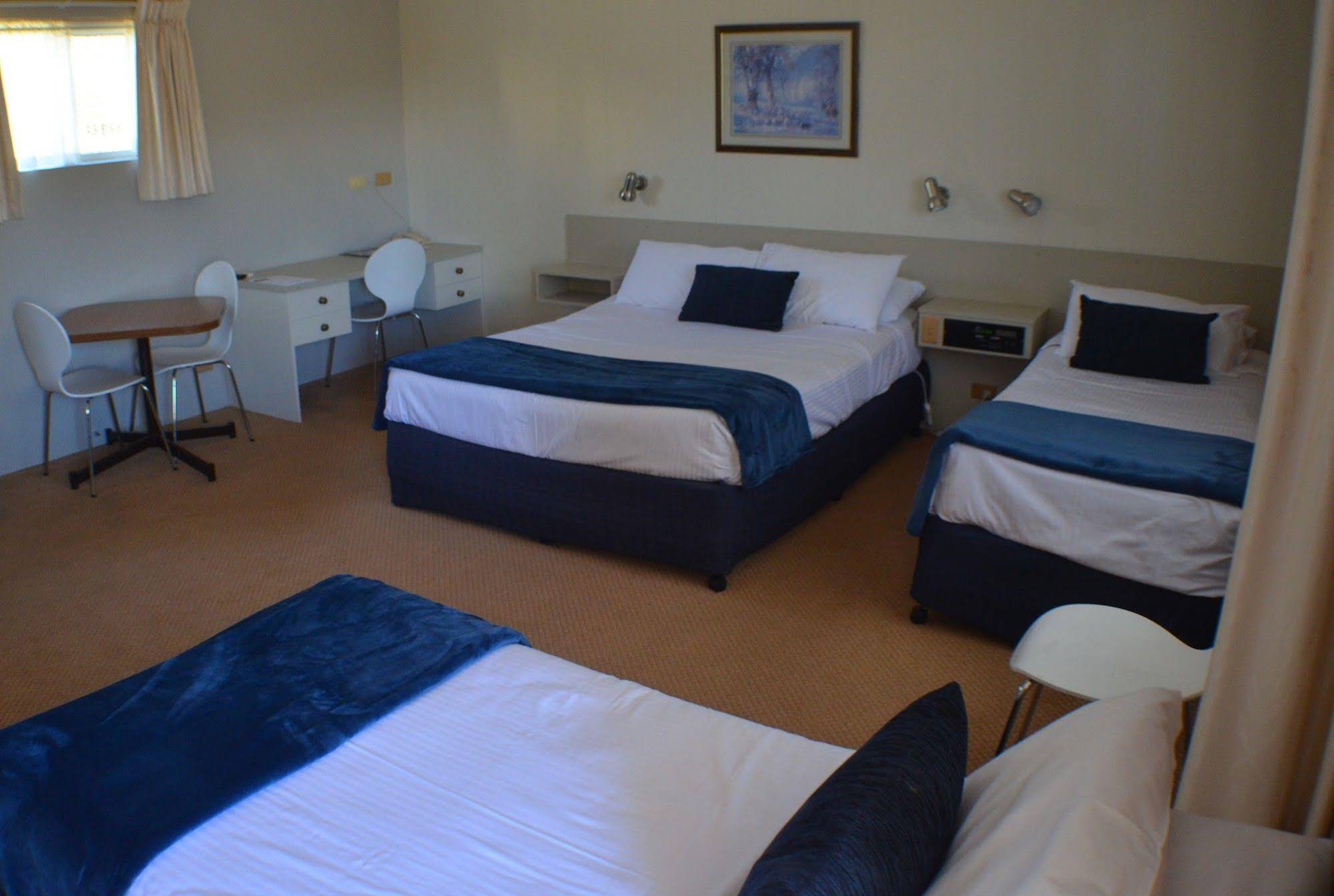 Deer Park Motor Inn & Restaurant Armidale