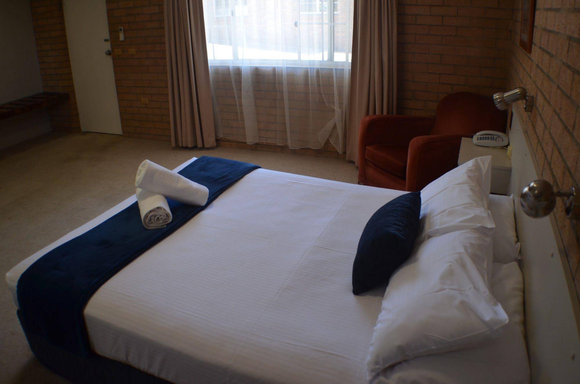 Deer Park Motor Inn & Restaurant Armidale