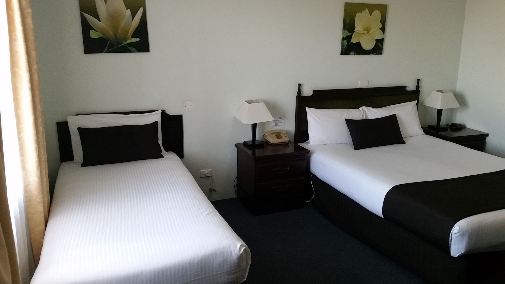Hideaway Motor Inn