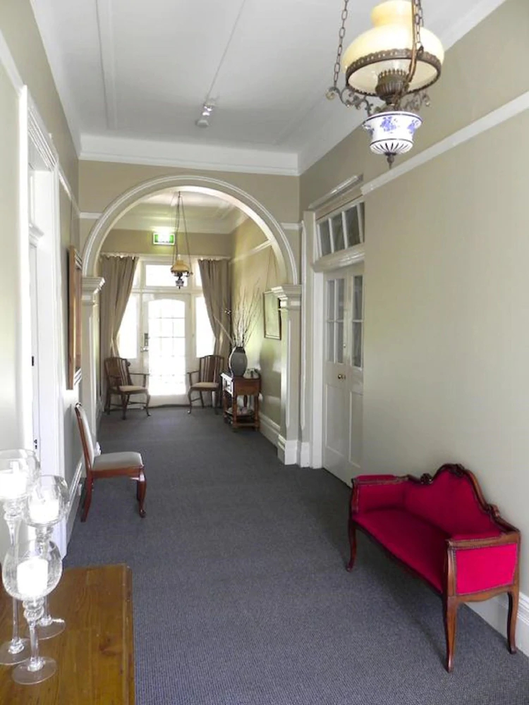 Moore Park Inn