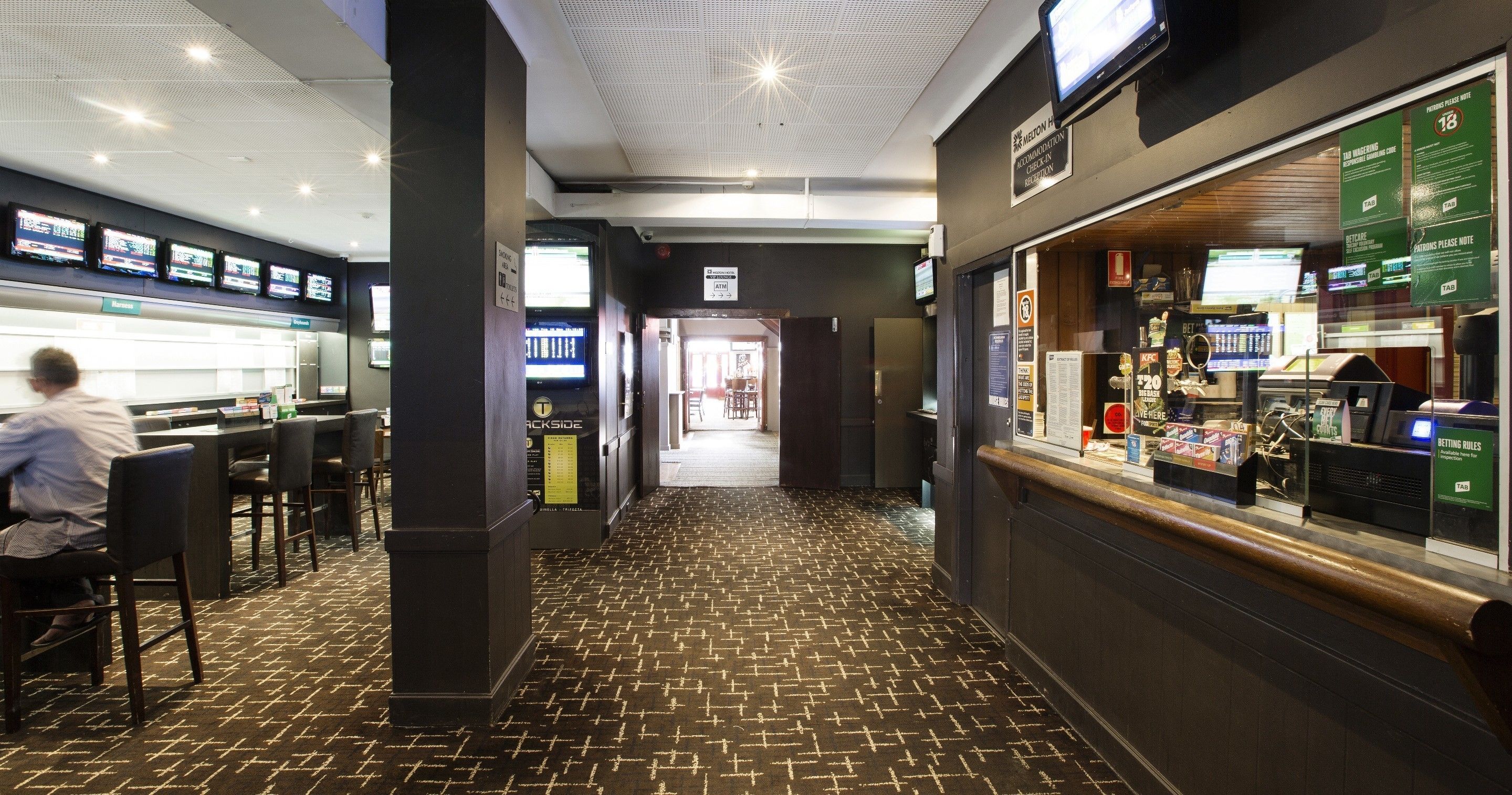 Melton Hotel