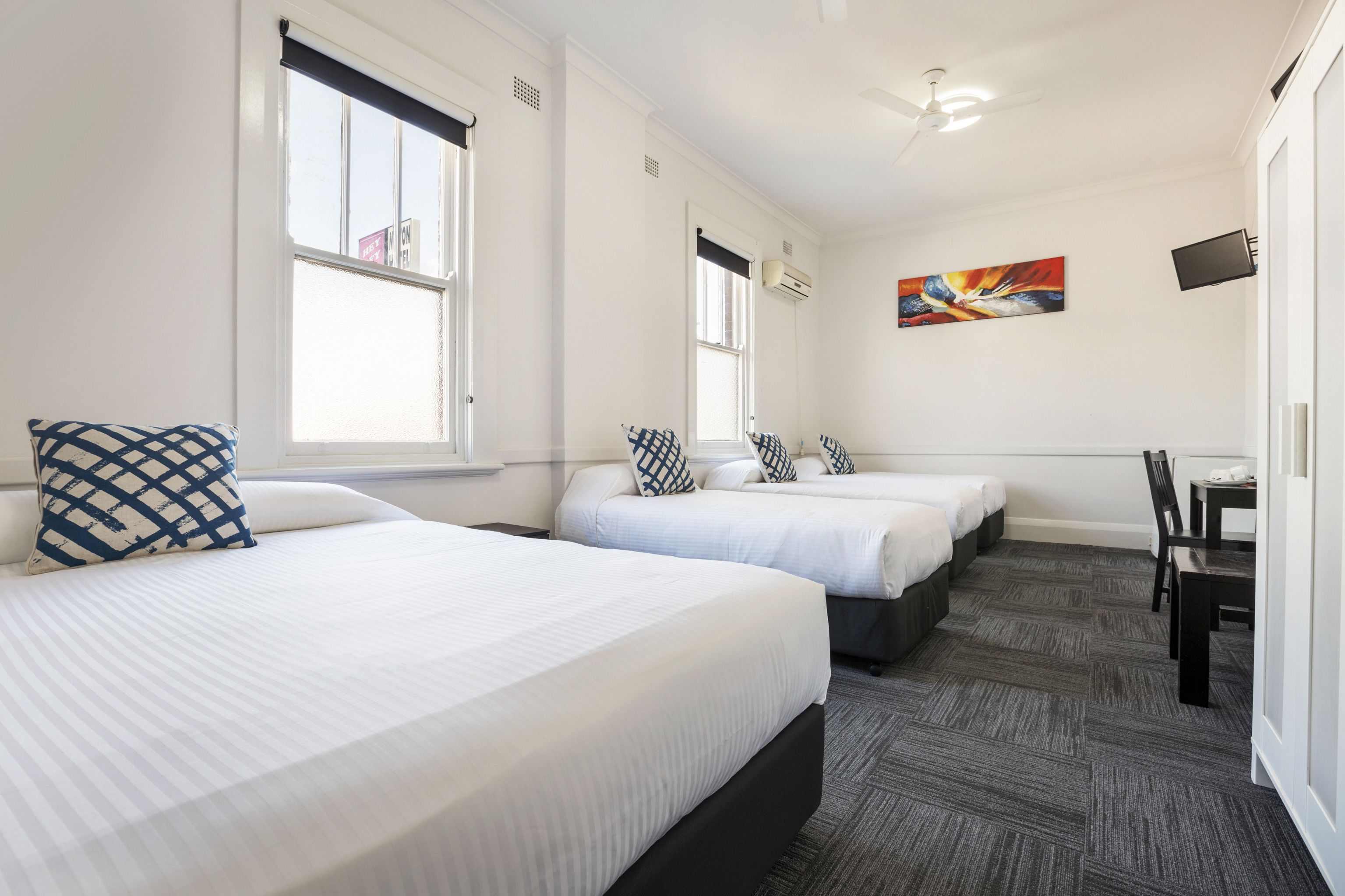 Melton Hotel