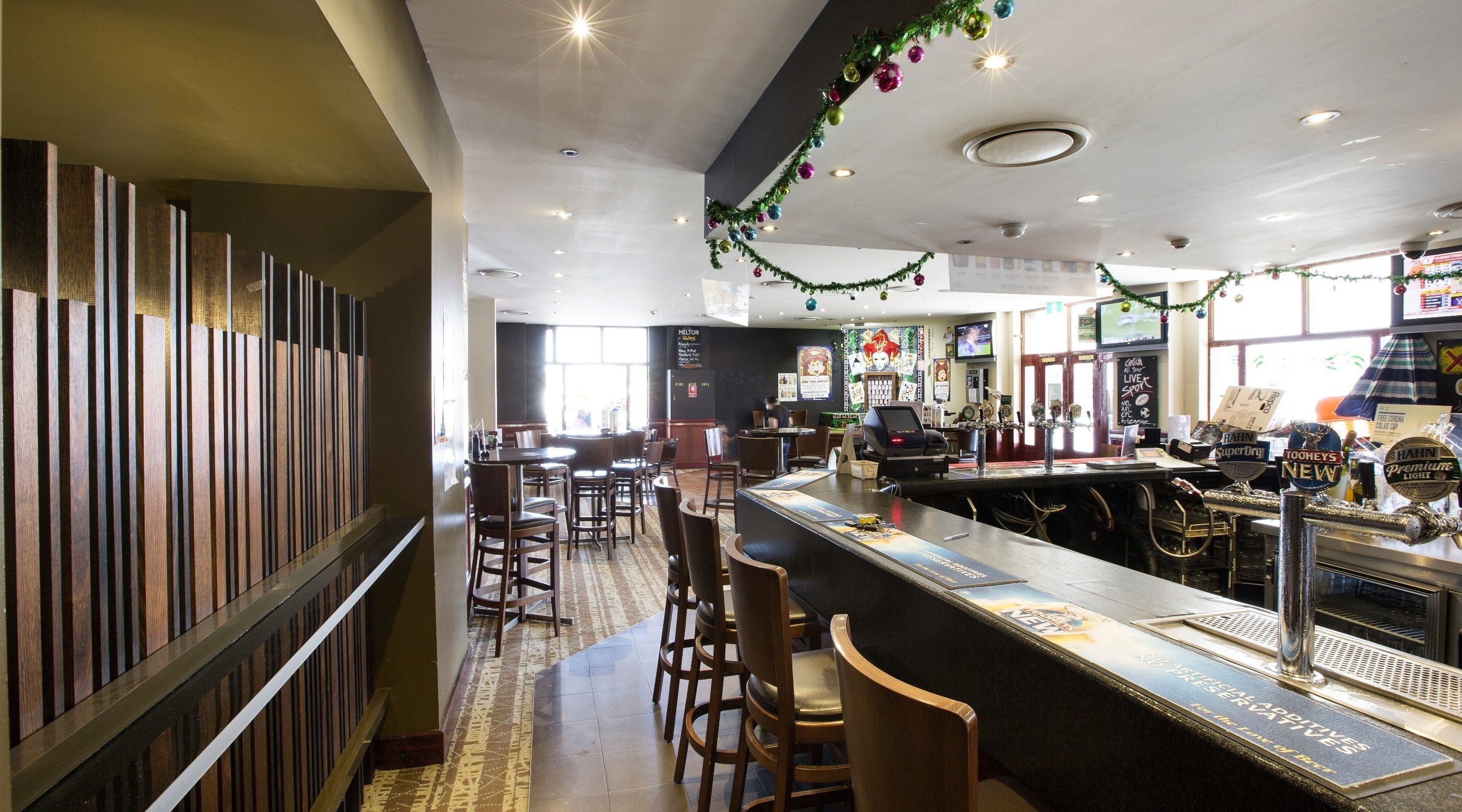 Melton Hotel