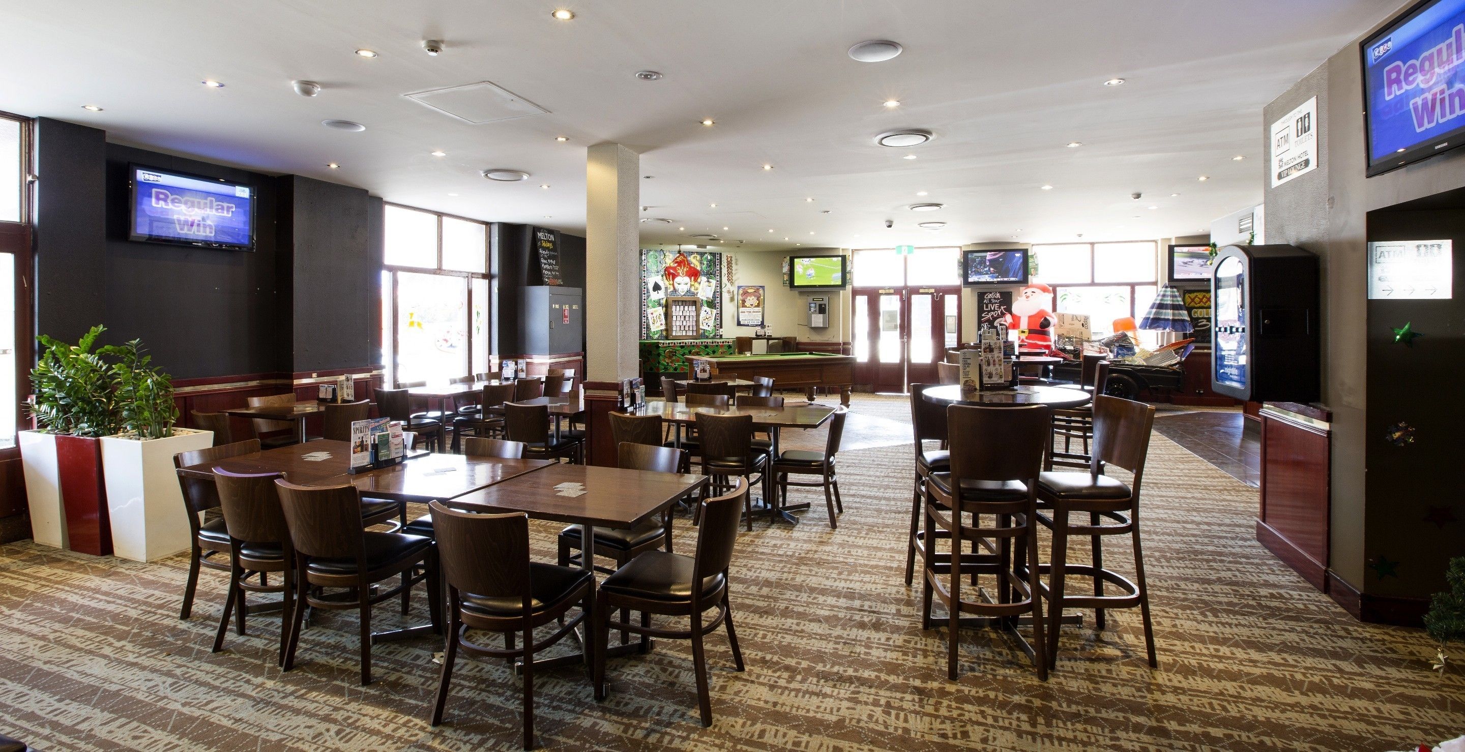 Melton Hotel