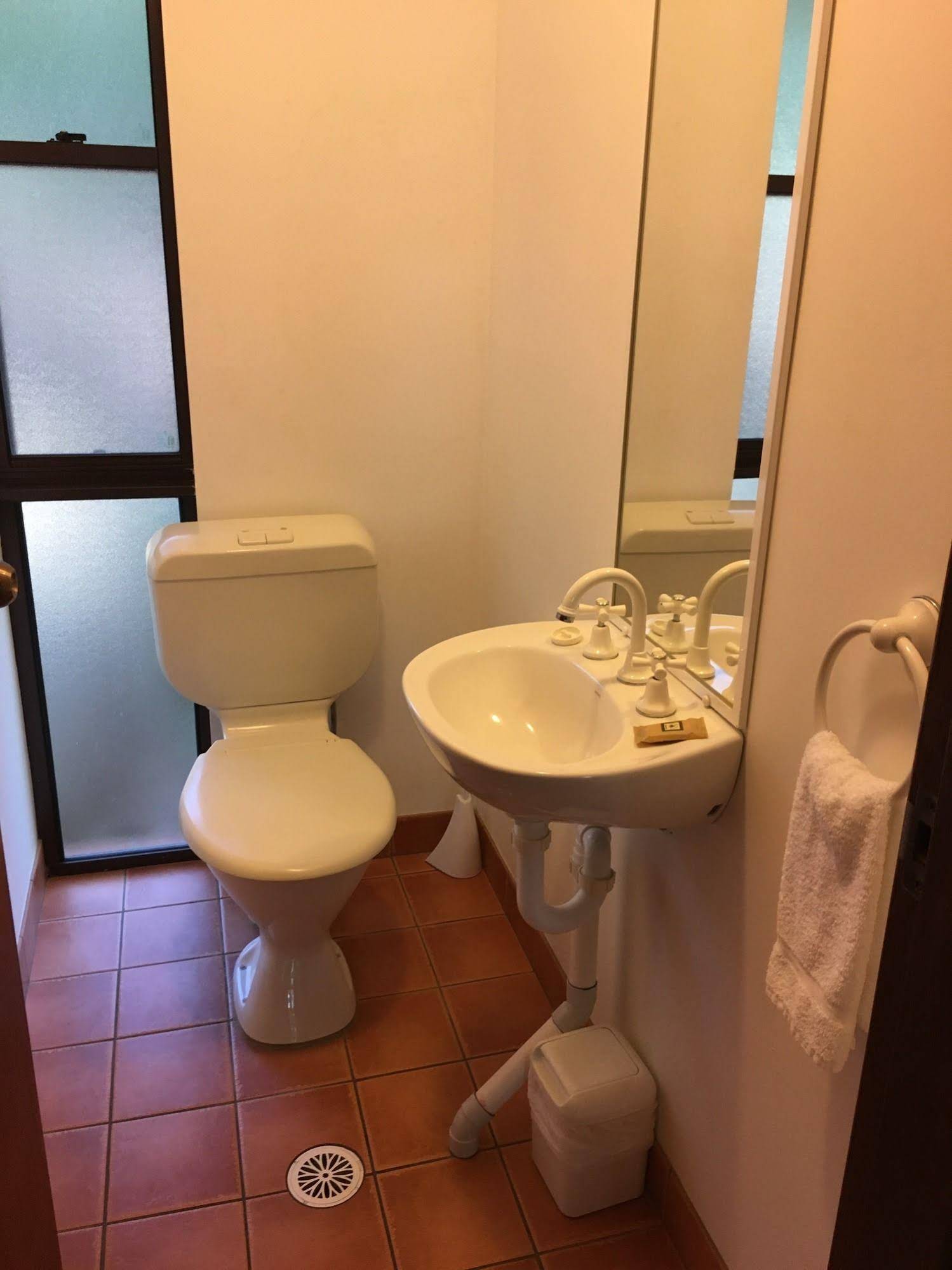 Avoca Beach Hotel