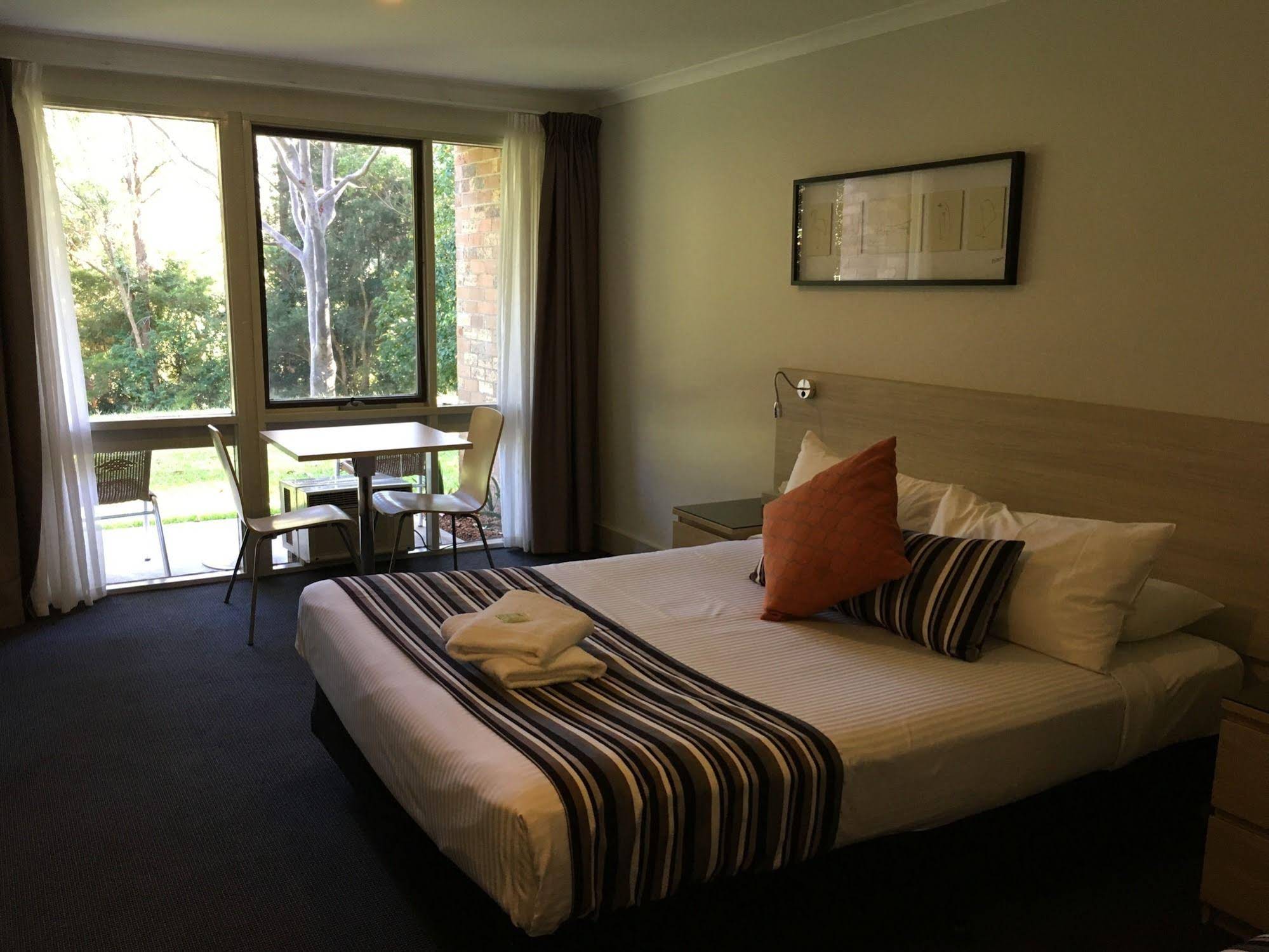 Avoca Beach Hotel