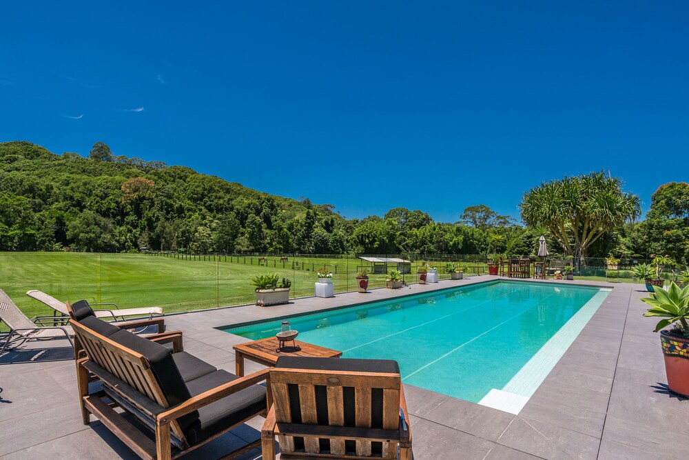 Bailey's on Fernleigh