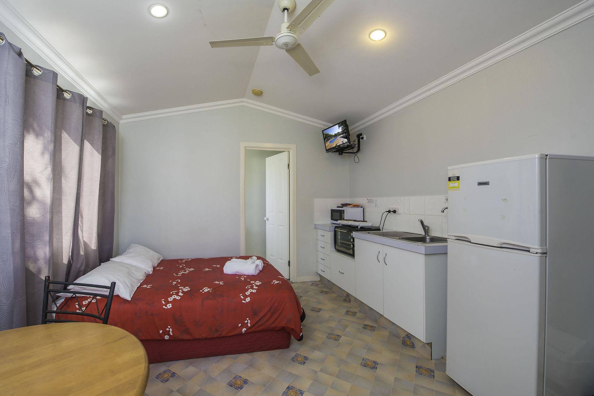 Ballina Beach Village