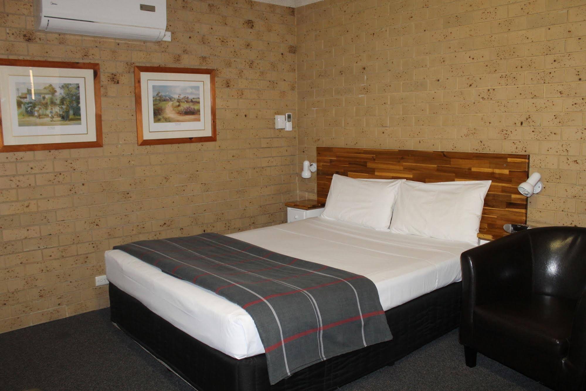 coast inn motel